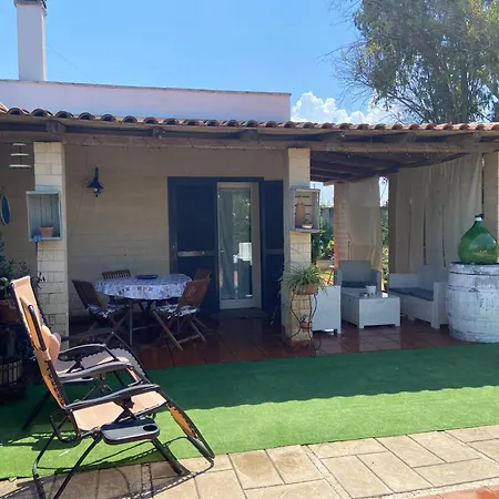 Botrus Divin Casa * Brindisi